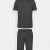 Pier One SET - Pijama - Mottled Dark Grey, Hombre -Ofertas Pier One Tienda 0b5a6363d9944bc1a44eefb8ff0d0506