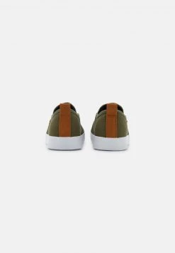 Pier One Unisexo UNISEX - Mocasines - Khaki 10 Pier One Unisexo UNISEX - Mocasines - Khaki -Ofertas Pier One Tienda 0ec91ba0b5e8472194d82dc62e0f238c