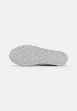 Pier One Unisexo UNISEX - Zapatillas Altas - White -Ofertas Pier One Tienda 1e03fd55911f47fb948bc4f275436bfc