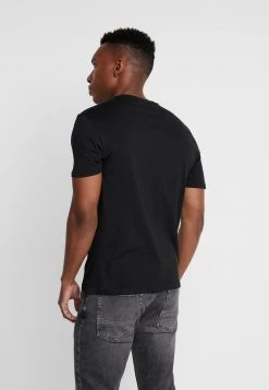 Pier One Hombre 3 PACK - Camiseta Básica - Black 9 Pier One Hombre 3 PACK - Camiseta Básica - Black -Ofertas Pier One Tienda 226805cc00b54fcc99742ce2062e7e00