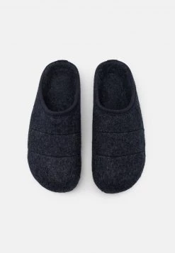 Pier One Hombre UNISEX - Pantuflas - Dark Blue -Ofertas Pier One Tienda 2c0cc49907f94ba2947918f5168ec5df