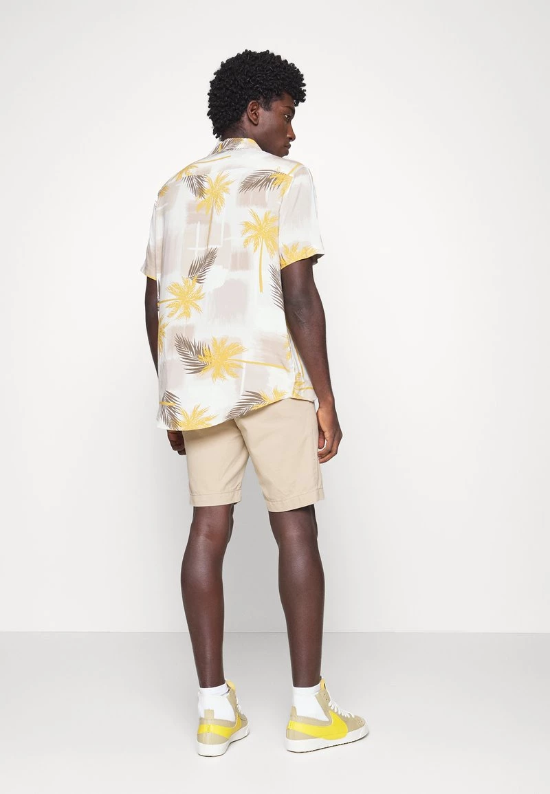 Pier One Hombre 2 PACK - Shorts - Dark Blue/tan 8 Pier One Hombre 2 PACK - Shorts - Dark Blue/tan - Imagen 6