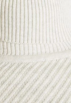 Pier One Hombre Jersey De Punto - Off-white 16 Pier One Hombre Jersey De Punto - Off-white -Ofertas Pier One Tienda 2feb22e98cd24316871789f59194be53