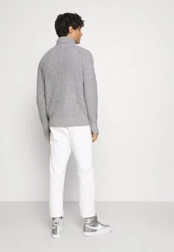 Pier One Hombre NEW CABLE TURTLENECK JUMPER - Jersey De Punto - Light Grey -Ofertas Pier One Tienda 32a66ddf356746e5948ada6a78e8899b