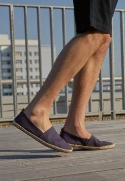 Pier One Unisexo RENA ESPADRILLE UNISEX - Alpargatas - Dark Blue -Ofertas Pier One Tienda 3874e8010e4e4b3d9b3ef86b4ae0fe77