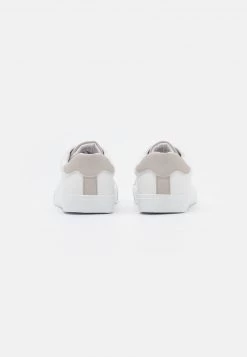Pier One Unisexo Zapatillas - White -Ofertas Pier One Tienda 3e313e8ce56a423d877a9a77941723b2