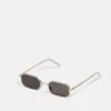 Pier One Unisexo UNISEX - Gafas De Sol - Gold-coloured/black -Ofertas Pier One Tienda 43323589a1bb4e62aab7449e102cad80