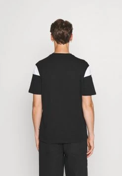 Pier One Hombre SLEEVE BLOCK NEW - Camiseta Estampada - Black/white 10 Pier One Hombre SLEEVE BLOCK NEW - Camiseta Estampada - Black/white -Ofertas Pier One Tienda 48926a5f5be049178c95de3df5e3c0ed