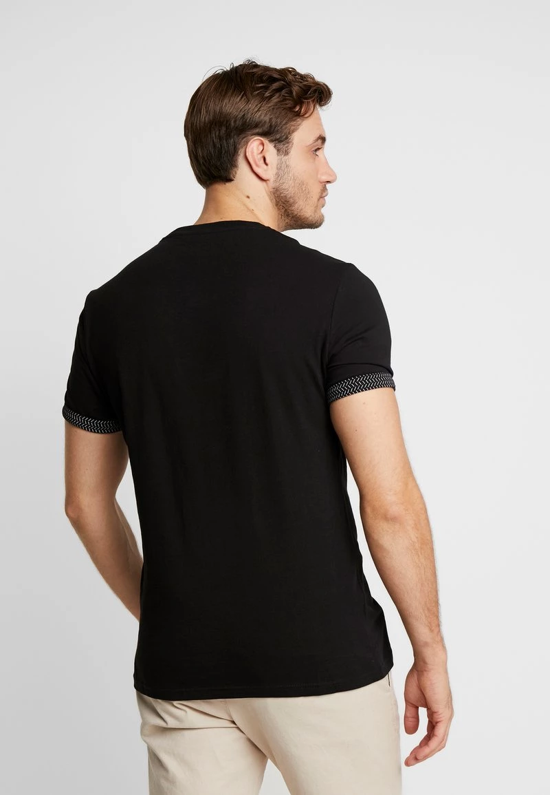 Pier One Hombre Camiseta Estampada - Black 5 Pier One Hombre Camiseta Estampada - Black - Imagen 3