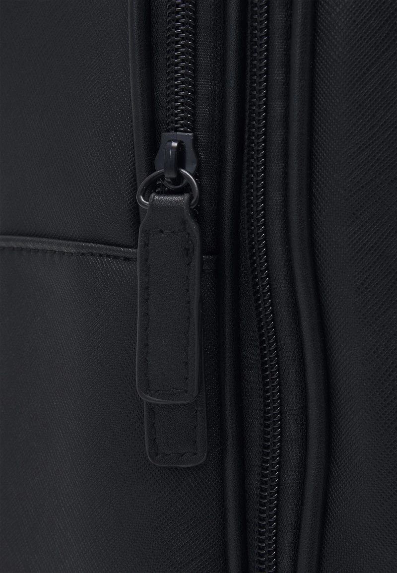 Pier One UNISEX - Mochila - Black, Unisexo 6 Pier One UNISEX - Mochila - Black, Unisexo - Imagen 4