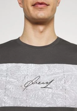 Pier One Hombre Camiseta Estampada - Dark Grey 14 Pier One Hombre Camiseta Estampada - Dark Grey -Ofertas Pier One Tienda 4e598f5933b3441292d53a3a62d84e72