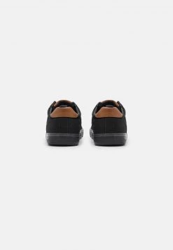 Pier One Hombre Zapatillas - Black 10 Pier One Hombre Zapatillas - Black -Ofertas Pier One Tienda 4fa472ec55f047d38f3795dd74a7cc93