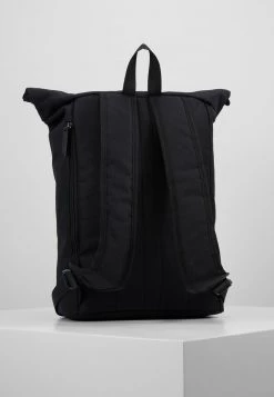 Pier One Unisexo Mochila - Black -Ofertas Pier One Tienda 5112872e5869432b9f195f51acad2eb6