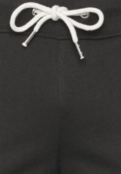 Pier One Hombre 2er PACK - Pantalones Deportivos - Green/black -Ofertas Pier One Tienda 54c93432e327402e95b604322ba4a932