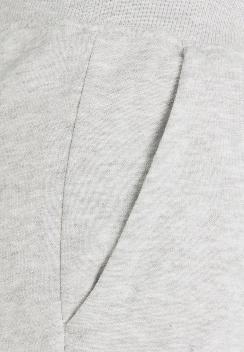 Pier One Hombre 3 PACK - Pantalones Deportivos - Mottled Light Grey/mottled Dark Blue/black 10 Pier One Hombre 3 PACK - Pantalones Deportivos - Mottled Light Grey/mottled Dark Blue/black - Imagen 8