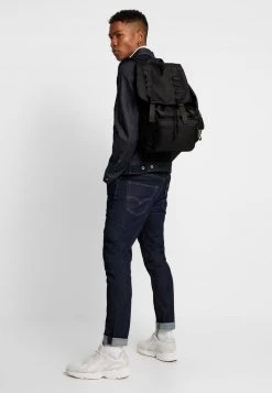 Pier One Unisexo UNISEX - Mochila - Black -Ofertas Pier One Tienda 5bc5d9c5178847c6b46efbb134d2c36c