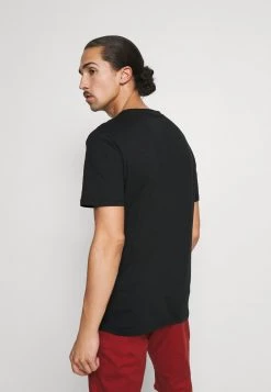 Pier One Hombre Camiseta Básica - Black -Ofertas Pier One Tienda 67278cd0129e4200a40c072a37cb3556