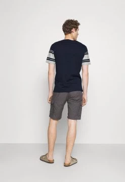 Pier One Hombre Camiseta Estampada - Dark Blue -Ofertas Pier One Tienda 691e095faa4949a194fbdf6cb6914468