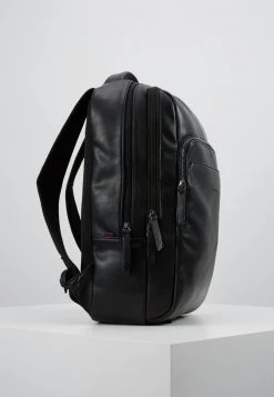 Pier One Hombre Mochila - Black 13 Pier One Hombre Mochila - Black -Ofertas Pier One Tienda 6b0c78c8d7d44b09a68d75c97d038eeb