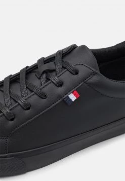 Pier One UNISEX - Zapatillas - Black, Unisexo -Ofertas Pier One Tienda 6e36972564914bfea36b8c5d9e0ffb4b