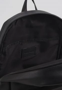 Pier One Unisexo UNISEX - Mochila - Black -Ofertas Pier One Tienda 835a2b7757574e4eb5b76b2611bf2eb1