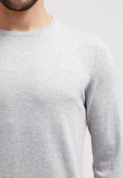 Pier One Jersey De Punto - Light Grey, Hombre 10 Pier One Jersey De Punto - Light Grey, Hombre -Ofertas Pier One Tienda 84bce05096b94c09b9c8a396de30ba85