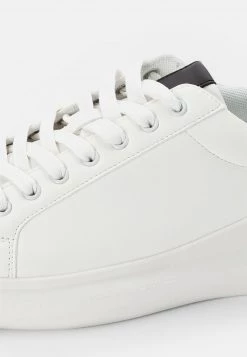 Pier One Unisexo Zapatillas - White Black 13 Pier One Unisexo Zapatillas - White Black -Ofertas Pier One Tienda 850403ca35234ded8f5fb2130db90bed
