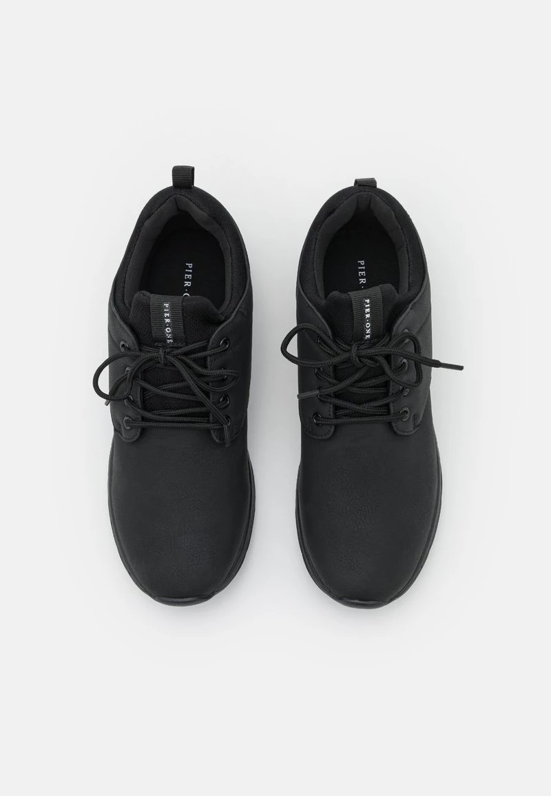 Pier One Unisexo UNISEX - Zapatillas - Black 6 Pier One Unisexo UNISEX - Zapatillas - Black - Imagen 4