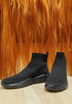 Pier One Hombre Zapatillas Altas - Black 12 Pier One Hombre Zapatillas Altas - Black -Ofertas Pier One Tienda 85b400c2bb8047199183b835c36de5b7