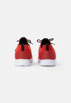 Pier One Hombre Zapatillas - Red White -Ofertas Pier One Tienda 8a0e14534e1145459e2cb401be862998