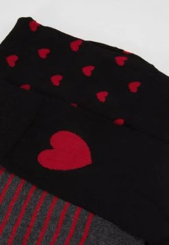 Pier One Hombre VALENTINES 3 PACK - Calcetines - Black/dark Red 9 Pier One Hombre VALENTINES 3 PACK - Calcetines - Black/dark Red -Ofertas Pier One Tienda 8be4eb730df443b4ae1e1ce208f29295