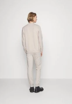 Pier One Hombre UNITED UTILITY CREW - Sudadera - Stone -Ofertas Pier One Tienda 9106cbd155854d5780b0c01917ebef52