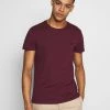 Pier One Hombre Camiseta Básica - Bordeaux 2 Pier One Hombre Camiseta Básica - Bordeaux -Ofertas Pier One Tienda 960df8d62e7b47a6822fb4f27e309b57