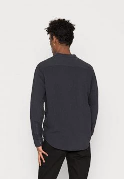 Pier One Hombre Camisa - Black -Ofertas Pier One Tienda 9741f780d0a7486dbb93404a16cc561e