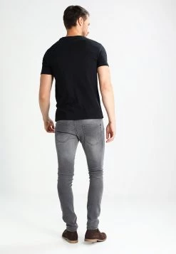 Pier One Hombre Camiseta Básica - Black -Ofertas Pier One Tienda 986416f3e81f4399a4473036c21acde4