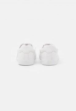 Pier One Unisexo UNISEX - Zapatillas - White 10 Pier One Unisexo UNISEX - Zapatillas - White -Ofertas Pier One Tienda a2cfb45981b74fa89672664e31892e90