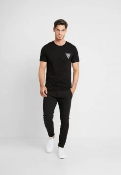 Pier One Hombre Camiseta Estampada - Black -Ofertas Pier One Tienda a600927f63864e17a59a890c2acaf81e