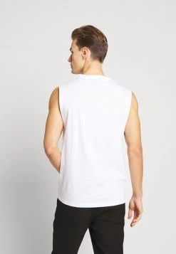 Pier One 3 PACK - Camiseta Básica - Grey/white/black, Hombre -Ofertas Pier One Tienda a9eda1483b324f9bb5e5f44f95d5a2f7