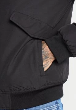 Pier One Hombre Chaqueta De Invierno - Black 12 Pier One Hombre Chaqueta De Invierno - Black -Ofertas Pier One Tienda ae88e11f610a4dc79ec91c66d3157115