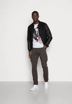 Pier One Hombre Camiseta Estampada - White -Ofertas Pier One Tienda ae91bdba856c4a6099063f32d5705f11