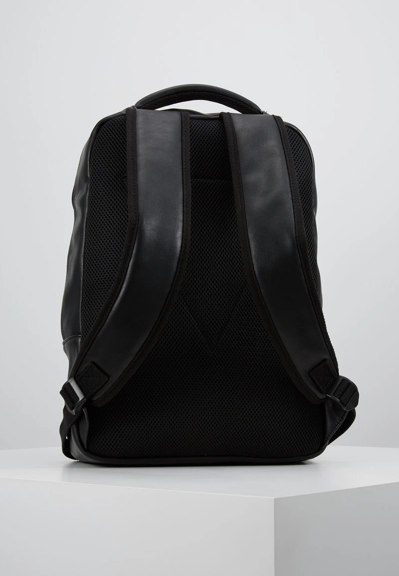 Pier One Hombre Mochila - Black 5 Pier One Hombre Mochila - Black - Imagen 3
