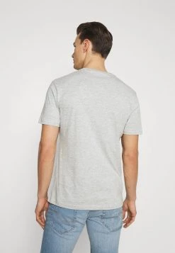 Pier One Hombre 3 PACK - Camiseta Básica - Black/grey/bordeaux 13 Pier One Hombre 3 PACK - Camiseta Básica - Black/grey/bordeaux -Ofertas Pier One Tienda b33d44f026c04716a6b3deea95406eaf