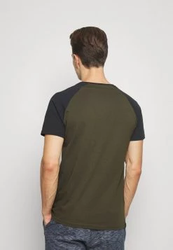 Pier One Hombre Camiseta Básica - Olive -Ofertas Pier One Tienda b534a29d95044e73af0a4461dde9b718