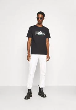 Pier One Hombre MATRIX TEE - Camiseta Estampada - Black -Ofertas Pier One Tienda b64cb9c1c4a34ee3812a9dfe8fb9ed42