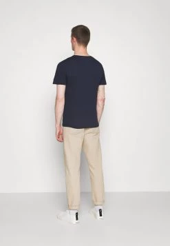 Pier One Hombre Camiseta Estampada - Dark Blue 9 Pier One Hombre Camiseta Estampada - Dark Blue -Ofertas Pier One Tienda b7343b53ebb042e5944f14c64f9fb430