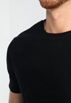 Pier One Hombre Camiseta Básica - Black -Ofertas Pier One Tienda b858237388074d47a14aa3d401fb59b5