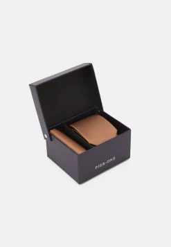 Pier One Hombre SET - Pañuelo De Bolsillo - Brown 14 Pier One Hombre SET - Pañuelo De Bolsillo - Brown -Ofertas Pier One Tienda babe3a8e1d9249caa1f087b31d93f505