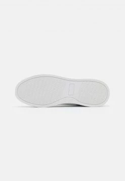 Pier One Unisexo UNISEX - Zapatillas - White/gold -Ofertas Pier One Tienda c36d582ffee44d6ca3875c4607d01096