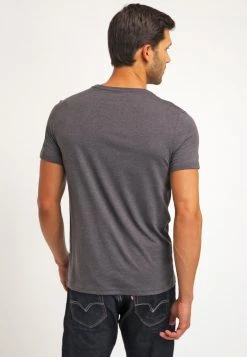 Pier One Hombre 2 PACK - Camiseta Básica - Dark Grey Melange 10 Pier One Hombre 2 PACK - Camiseta Básica - Dark Grey Melange -Ofertas Pier One Tienda c6f8024f9387494aae05f035206bd807