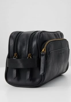 Pier One Hombre Neceser - Black -Ofertas Pier One Tienda ccb2b4c42d754d8499692e7c7298484b